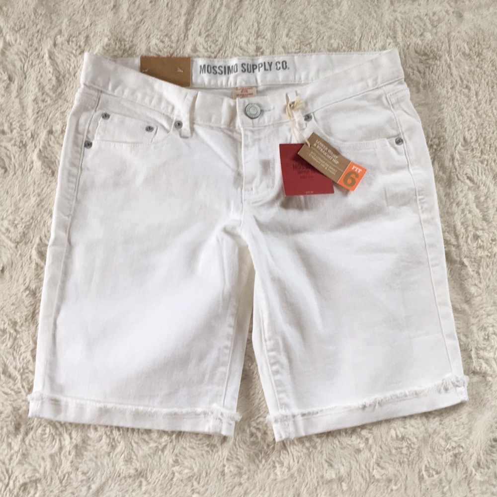 NWT Mossimo Supply Bermuda White denim fray cuffed